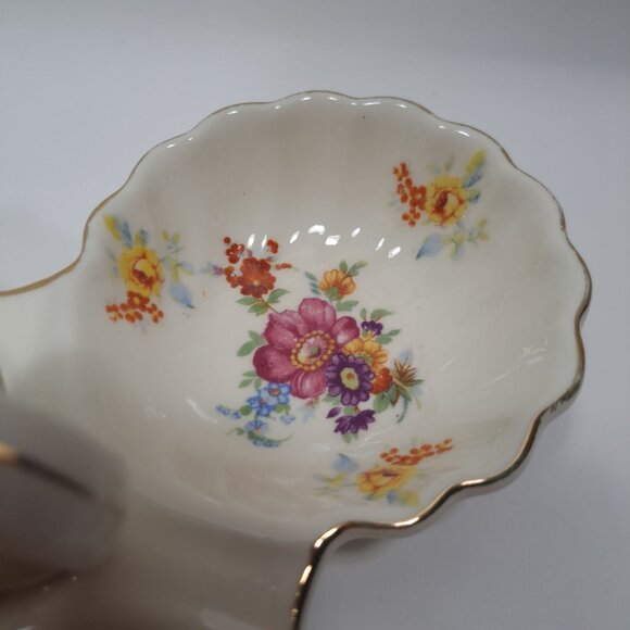 Porcelain 3 Compartment Floral Nut Dish Gold Trim Scalloped Edge Japan Vintage - Picture 11 of 14